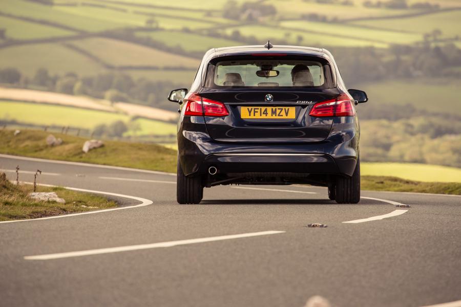  BMW 218d Active Tourer 2014 года  (UK) (фото 19 из 85)